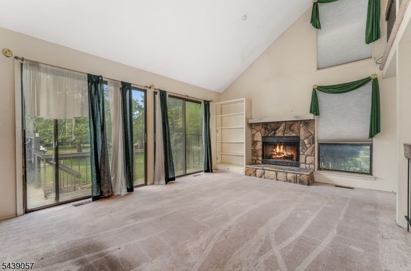 THE MEADOWS - Residential