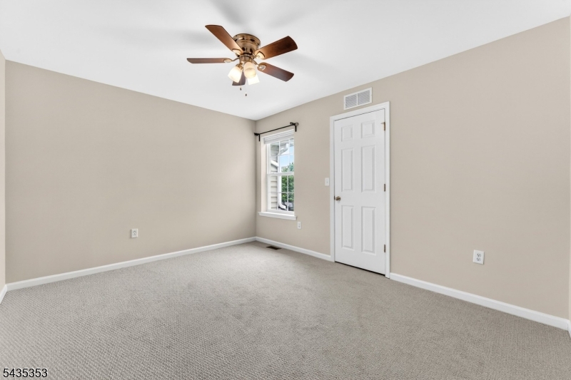 Montgomery Ridge - Residential