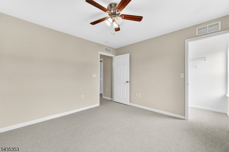 Montgomery Ridge - Residential