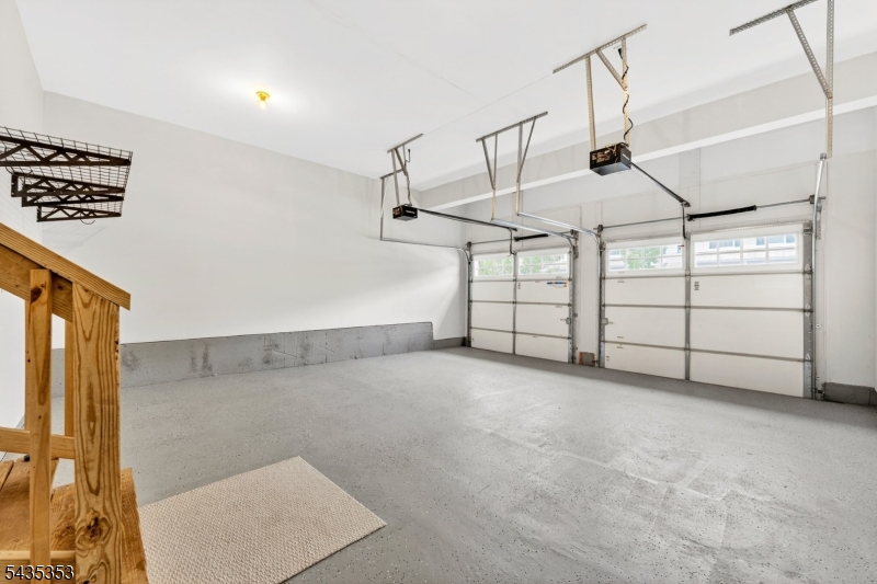 Montgomery Ridge - Residential