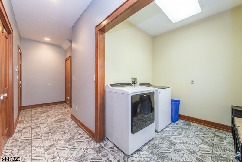 Markham Drive - Residential