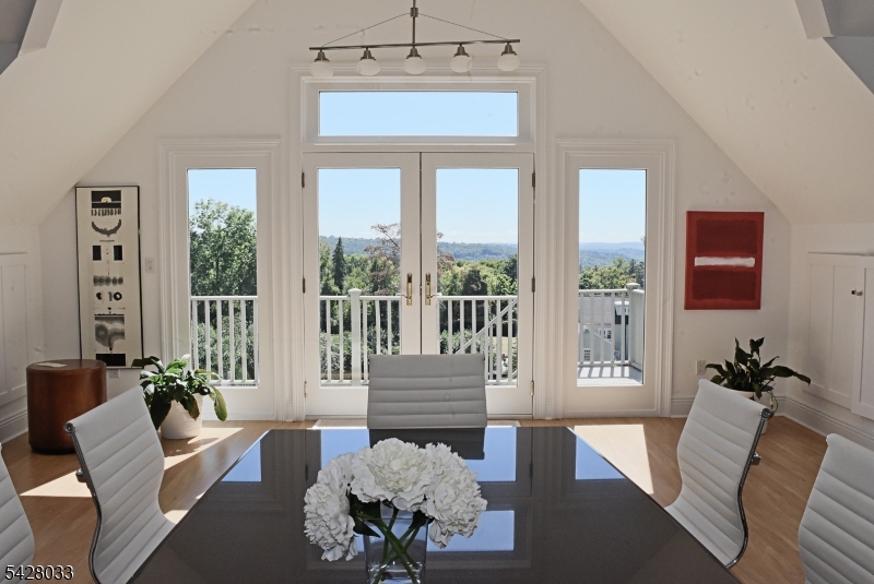 Ashton Woods - Residential