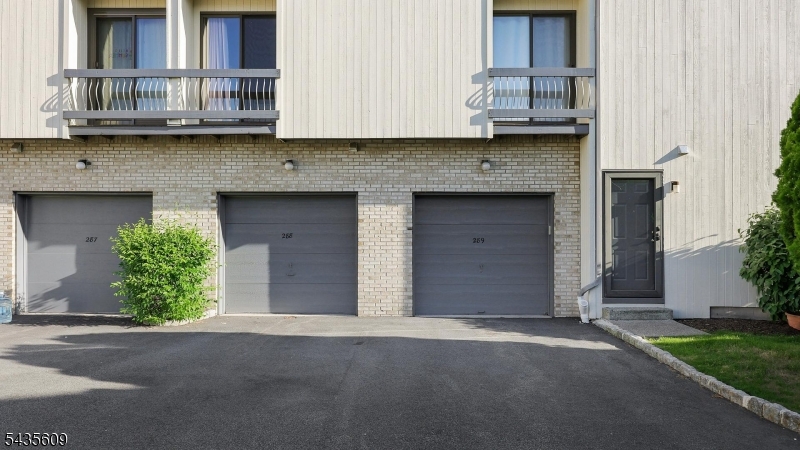 The Cedars - Residential