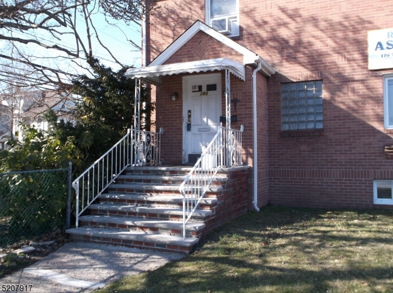 Lakeview - Commercial Sale