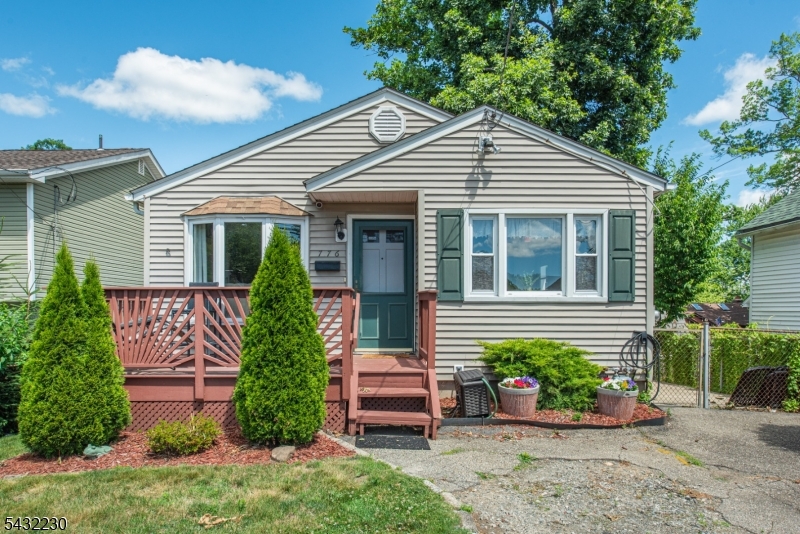 Lake Parsippany - Residential