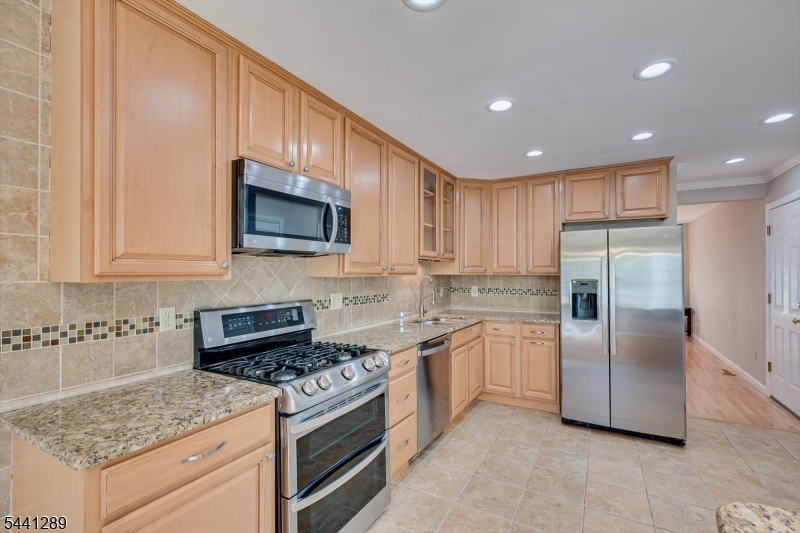 Woodlake - Residential