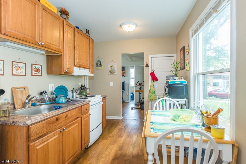 94, 96, 98 Broughton Ave - Residential Income