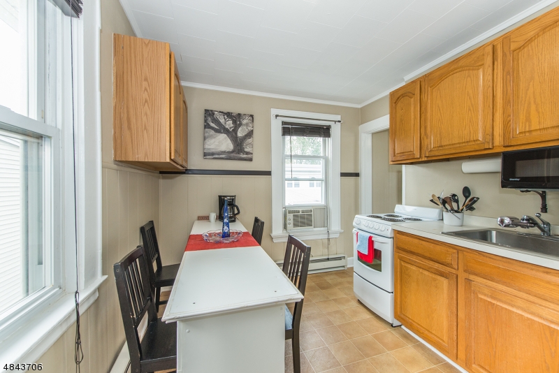 94, 96, 98 Broughton Ave - Residential Income