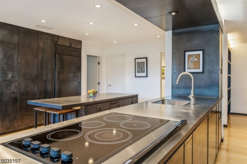 The Moore Estates - Residential