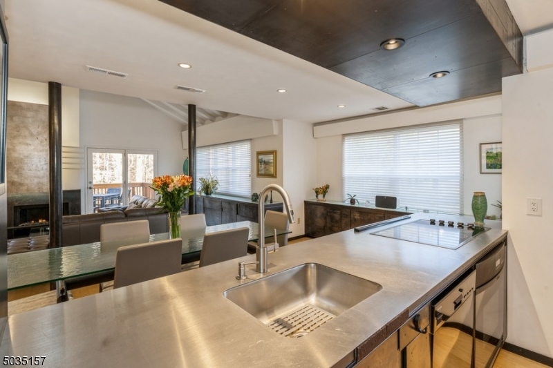 The Moore Estates - Residential