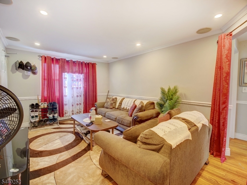 Ardleigh Park Condominiums - Residential