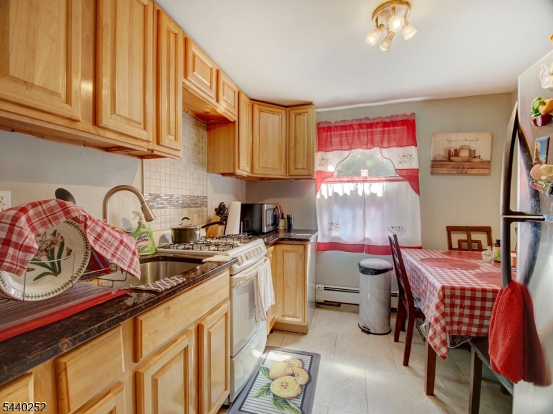 Ardleigh Park Condominiums - Residential