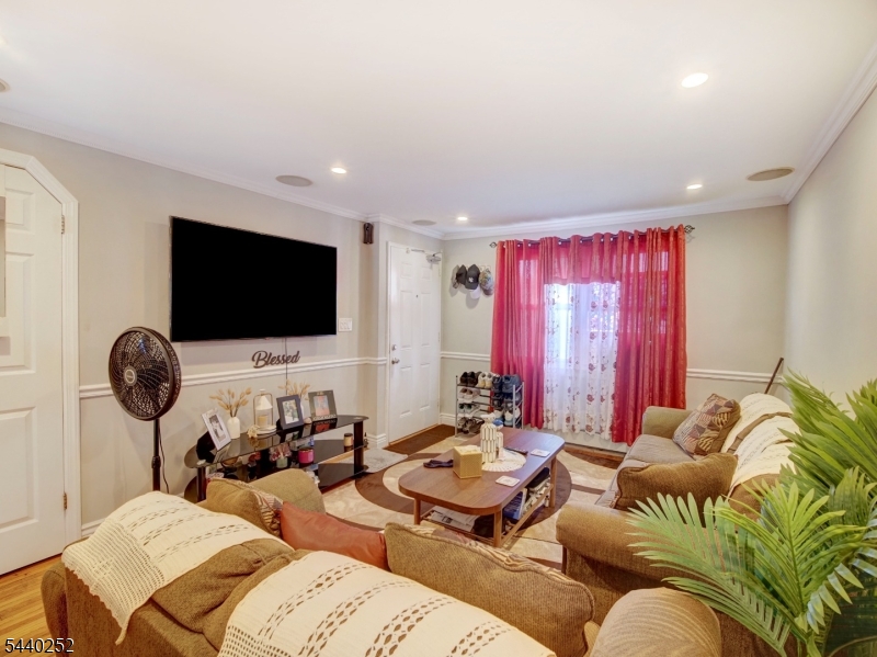 Ardleigh Park Condominiums - Residential