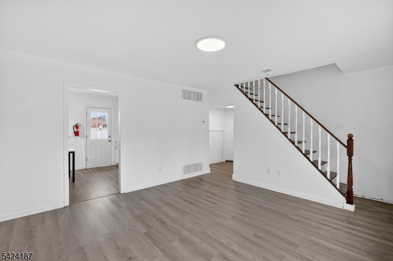 Parkway Village - Residential
