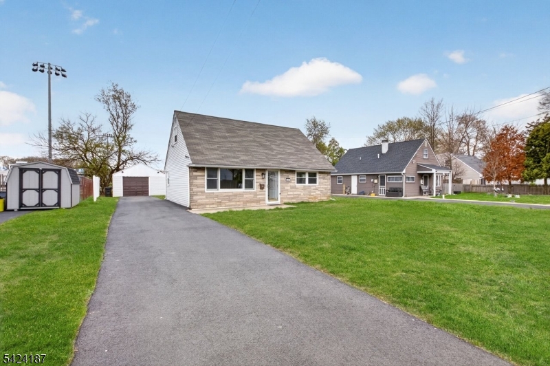 Parkway Village - Residential