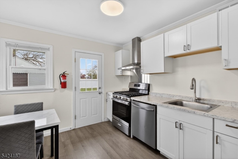 Parkway Village - Residential