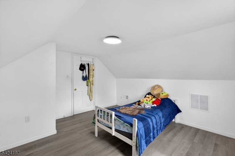 Parkway Village - Residential