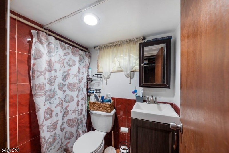 North Elizabeth - Residential Income