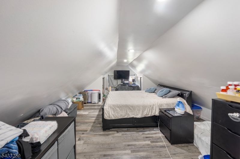 North Elizabeth - Residential Income