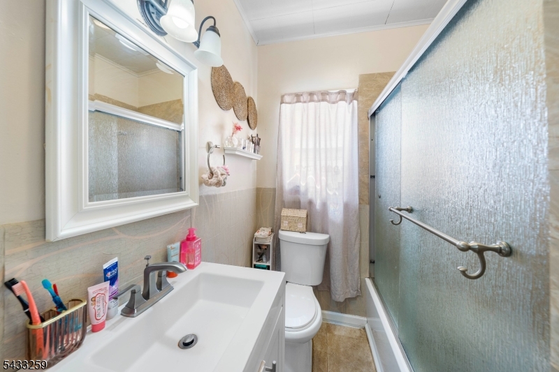 North Elizabeth - Residential Income