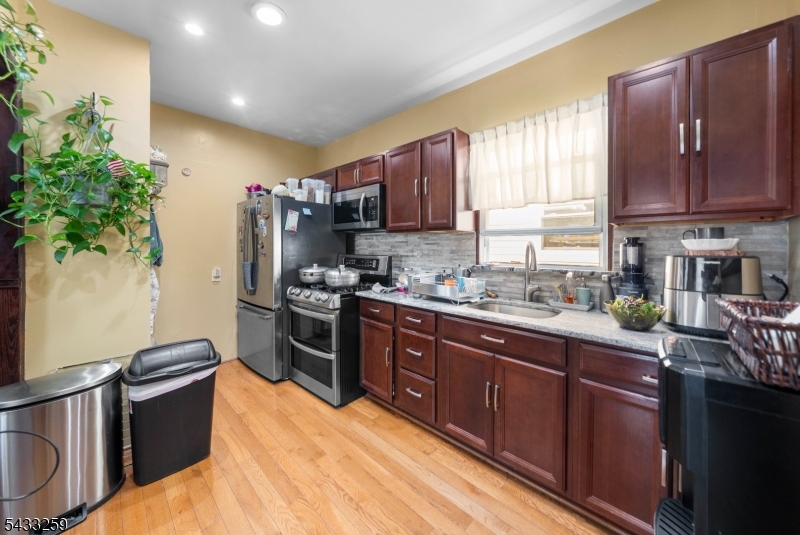 North Elizabeth - Residential Income