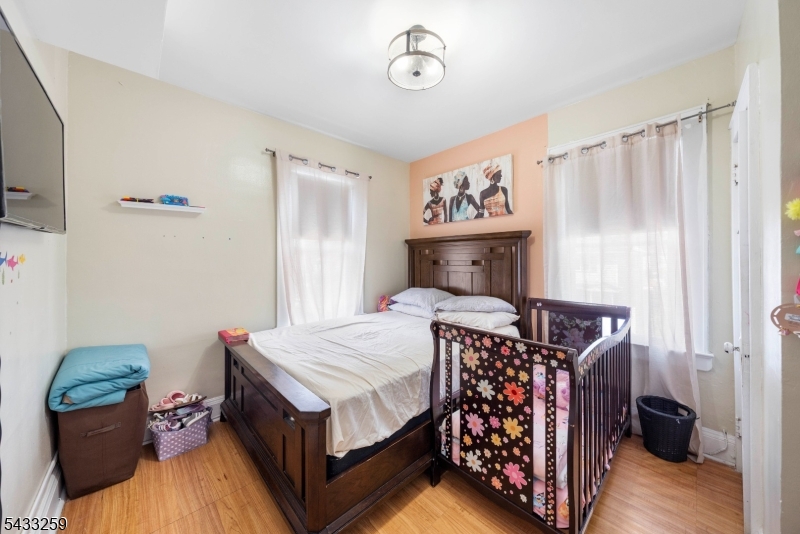 North Elizabeth - Residential Income