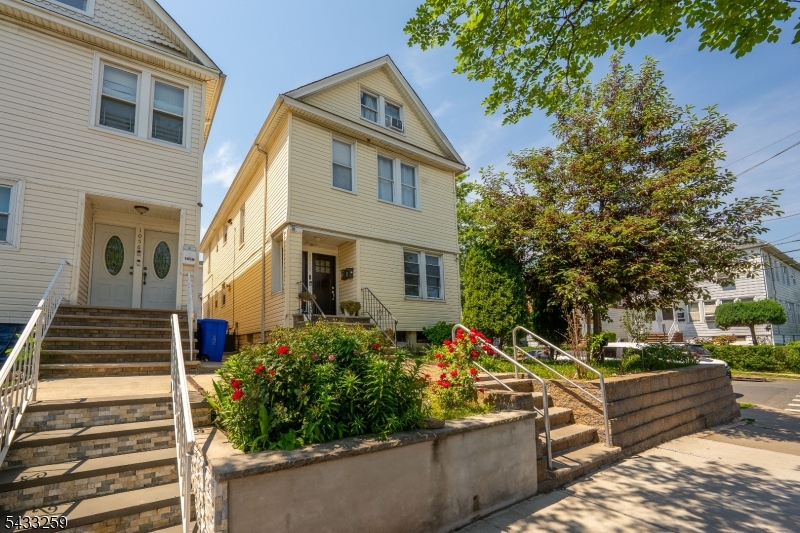 North Elizabeth - Residential Income