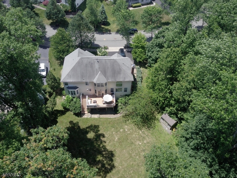 POETS PEAK - Residential