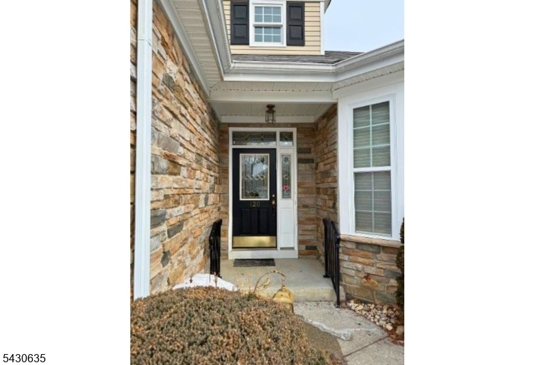 Encore Community - Residential