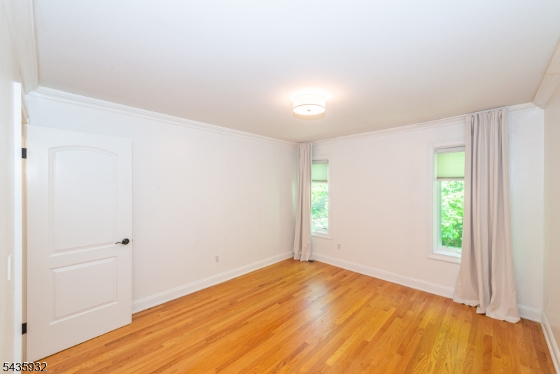 Glen Pond - Residential