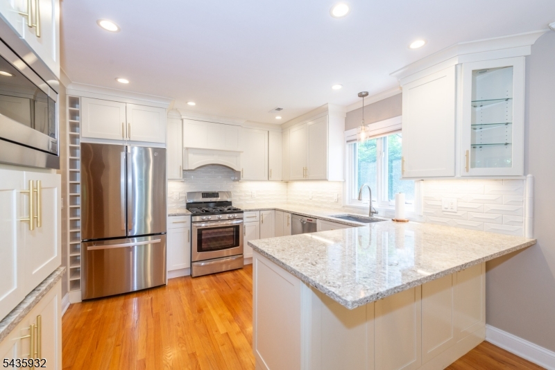 Glen Pond - Residential