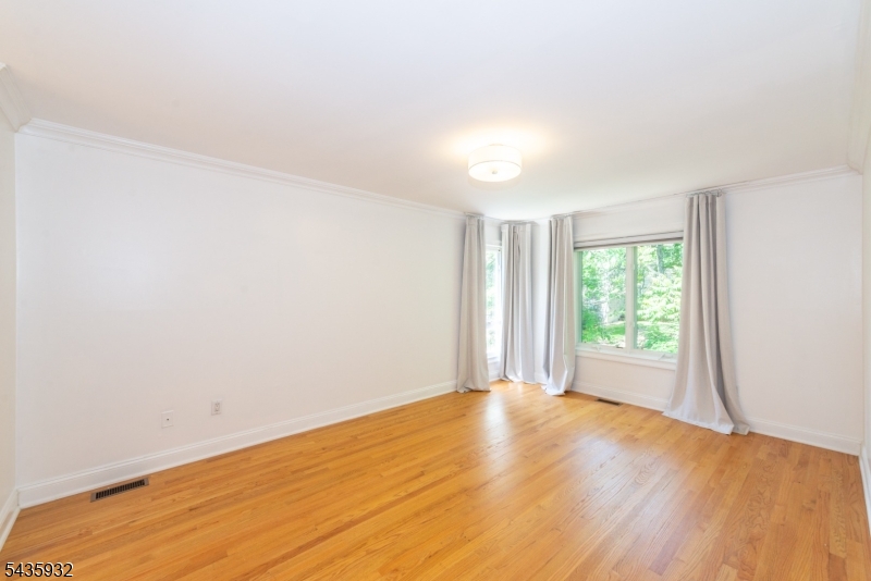 Glen Pond - Residential