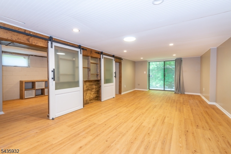 Glen Pond - Residential