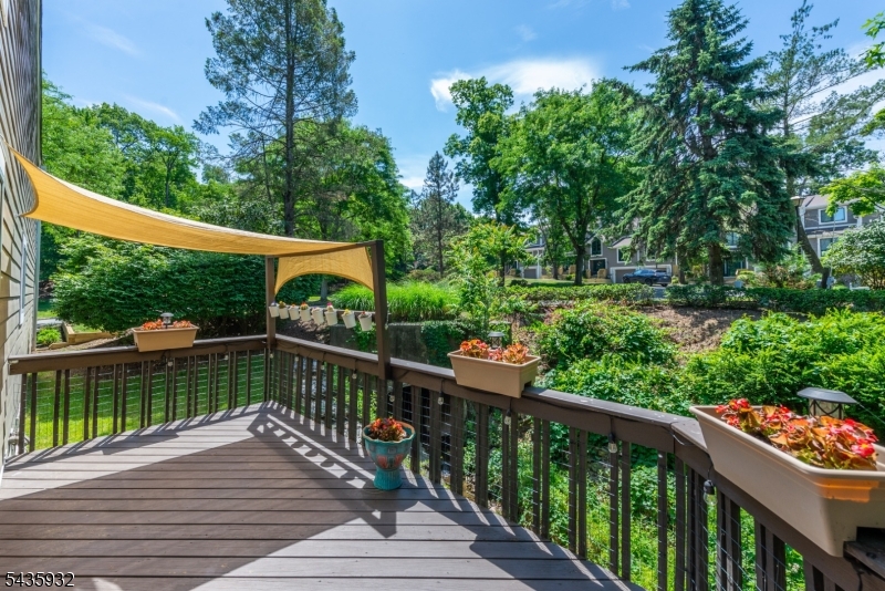 Glen Pond - Residential