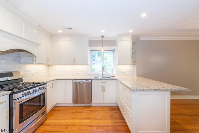 Glen Pond - Residential