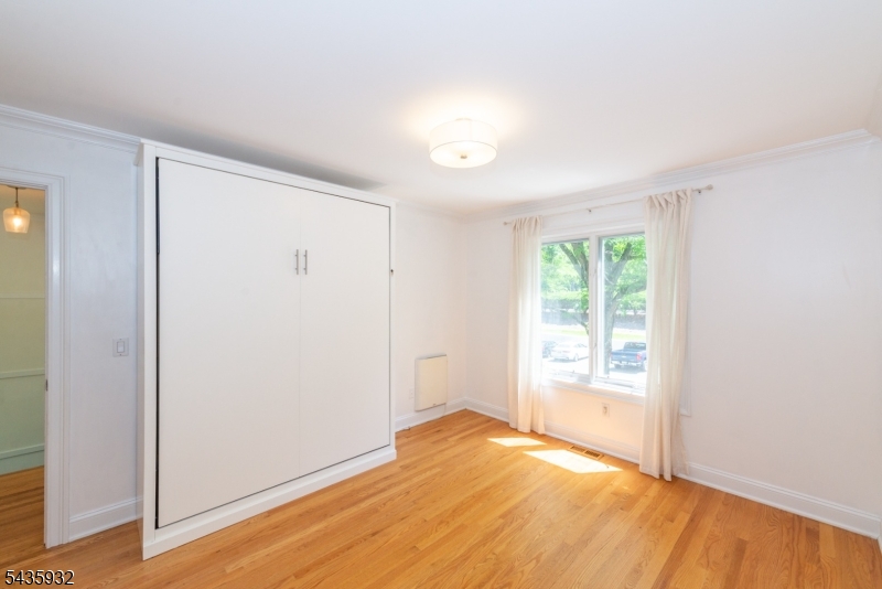 Glen Pond - Residential