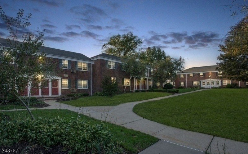 COLFAX MANOR - Residential Lease