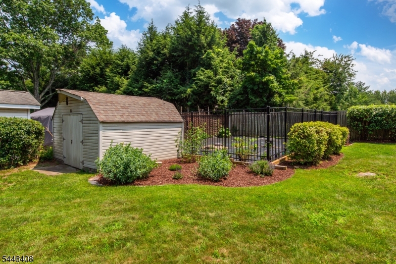 Lyonsville - Residential
