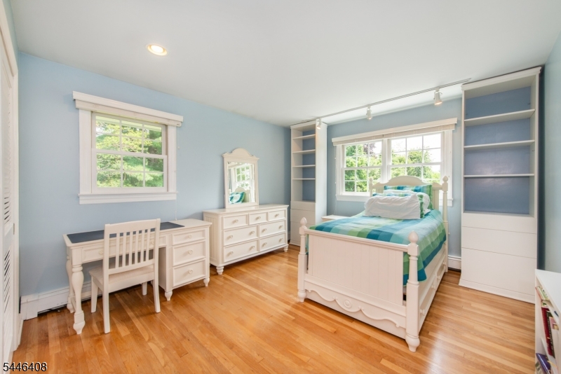 Lyonsville - Residential