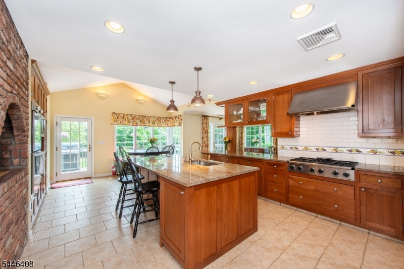 Lyonsville - Residential