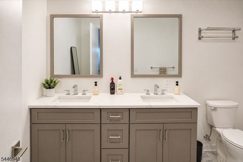 Skyview Condos - Residential
