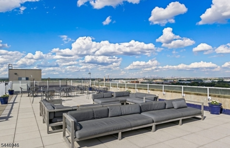 Skyview Condos - Residential