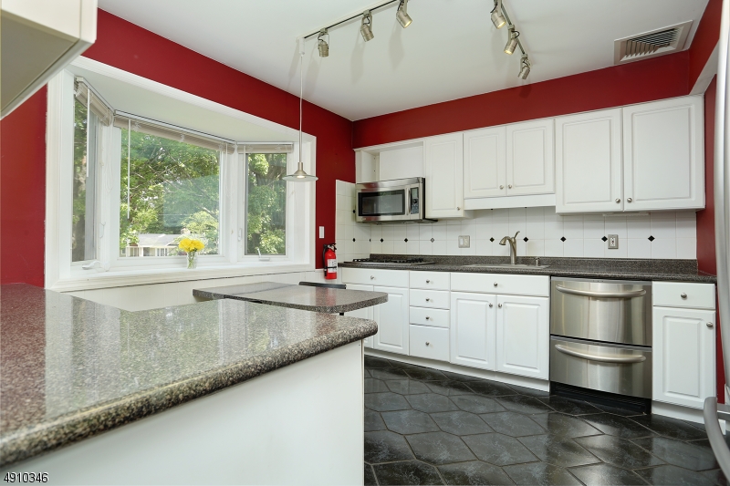 Lake Intervale - Residential