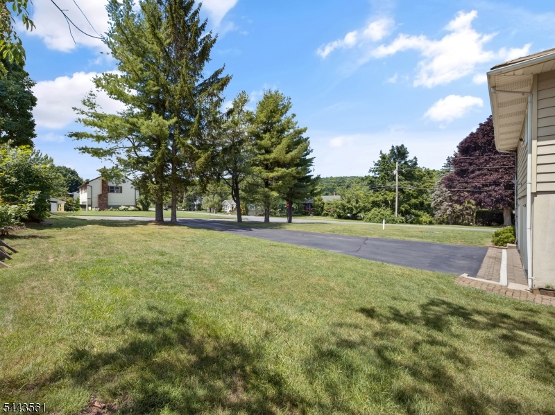 Lak Conway - Residential
