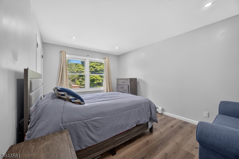 Lak Conway - Residential