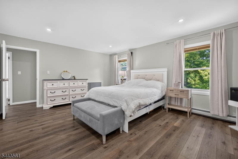 Lak Conway - Residential