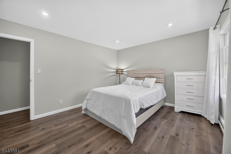 Lak Conway - Residential
