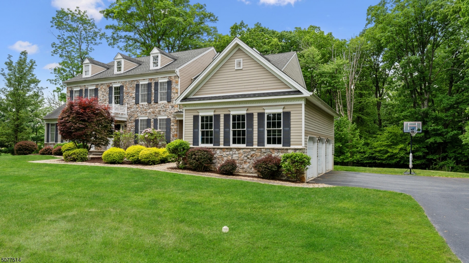 MORRIS HUNT - Residential