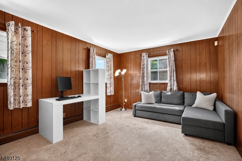 HOSPITAL SECTION - Residential