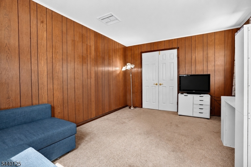 HOSPITAL SECTION - Residential